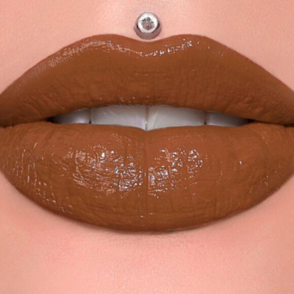Jeffree Star Other - Jeffree Star Supreme Gloss Full Pigment Lip Gloss in Top Shelf